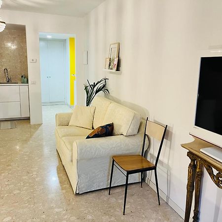 San Bernardino Monolocale Con Balcone Apartman Verona Kültér fotó