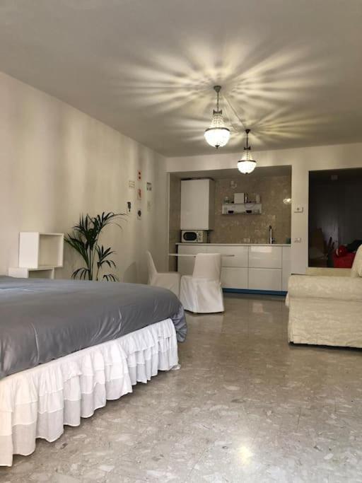 San Bernardino Monolocale Con Balcone Apartman Verona Kültér fotó