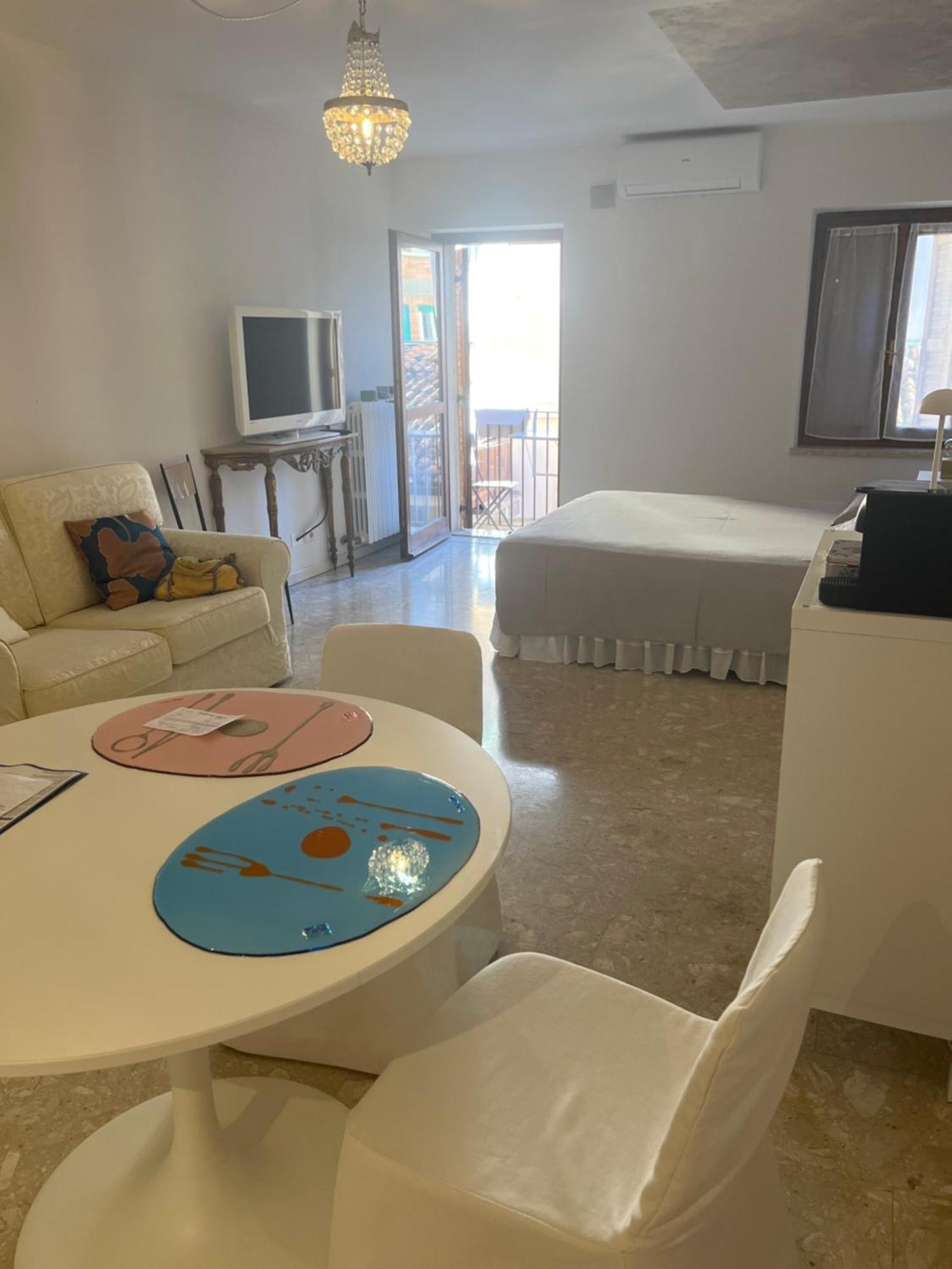 San Bernardino Monolocale Con Balcone Apartman Verona Kültér fotó